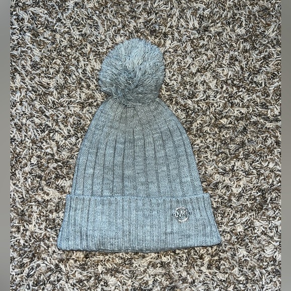 Michael Kors Beanie - Picture 1 of 2